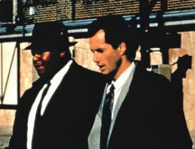 Keiner kommt hier lebend raus Trailer, Kritik, Bilder und Infos zum Film