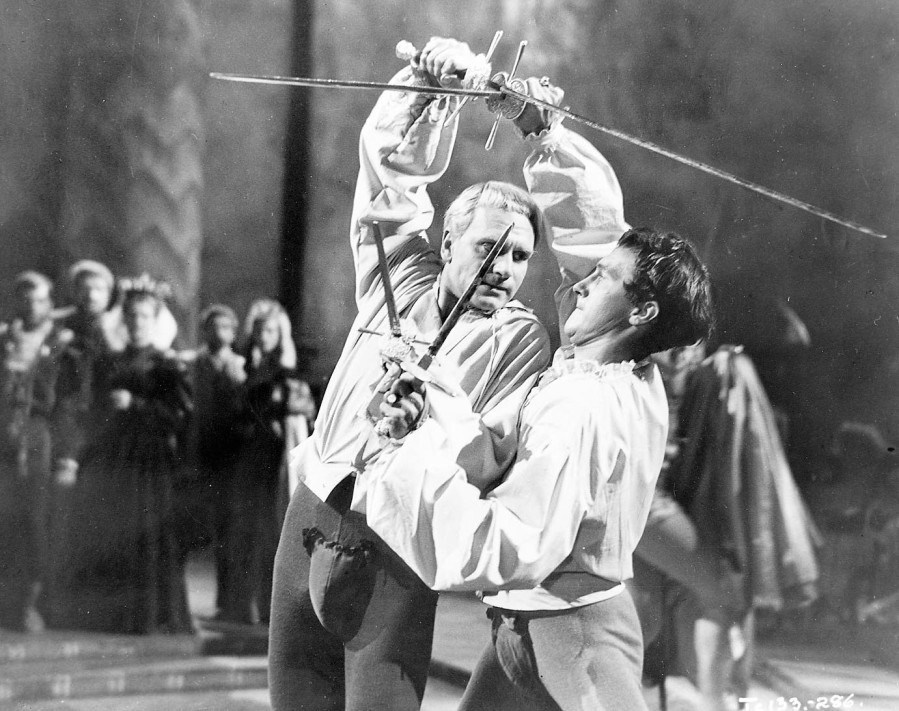 Hamlet Trailer, Kritik, Bilder und Infos zum Film