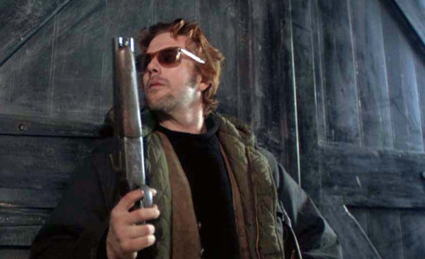 Auf Den Schwingen Des Todes Auf Den Schwingen Des Todes