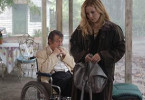 Auf Wahrheitssuche: Kate Hudson mit John Hurt