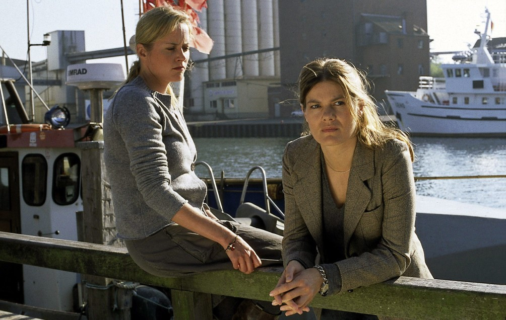 Der Tote am Strand Trailer, Kritik, Bilder und Infos zum Film