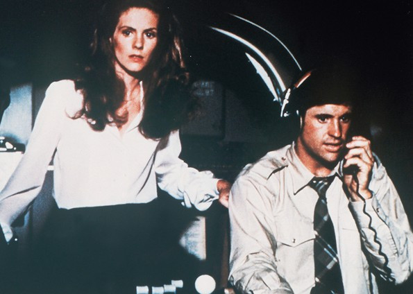 Die Unglaubliche Reise In Einem Verrückten Flugzeug Trailer