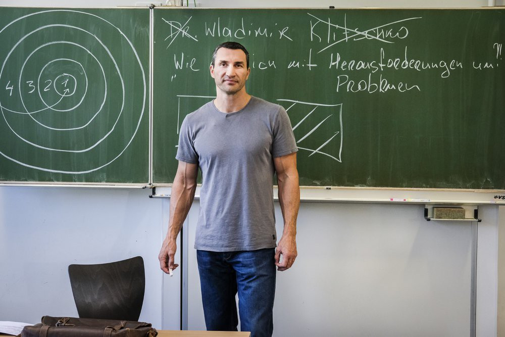 Der Vertretungslehrer Der Vertretungslehrer
