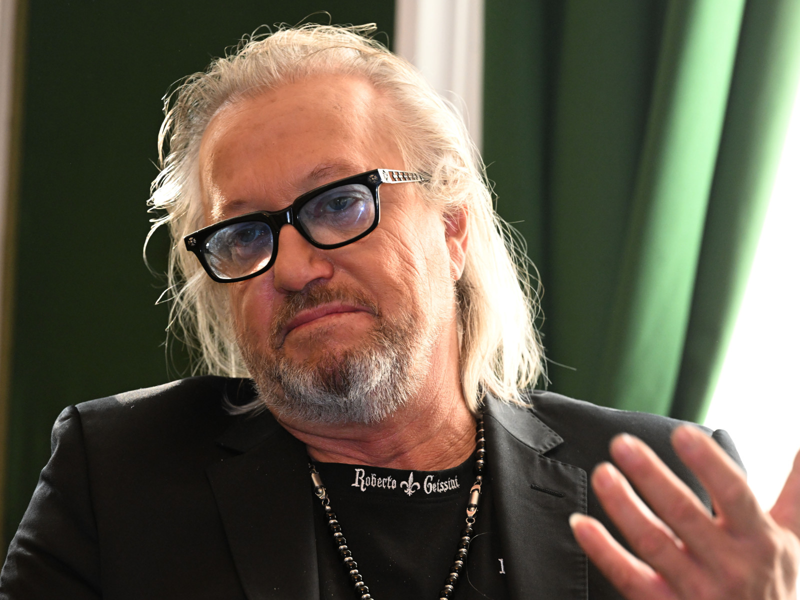 Robert Geiss gibt Baustellen-Stopp bekannt – Was steckt dahinter?